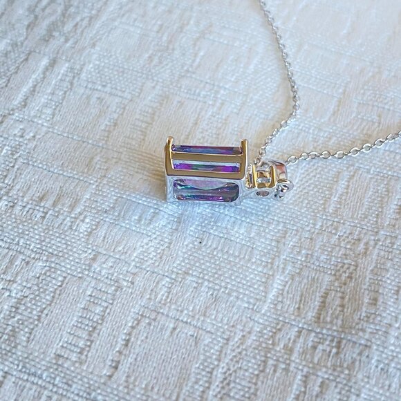 FAC Mystic Rainbow Crystal Silver Tone Necklace NWT - Picture 5 of 8